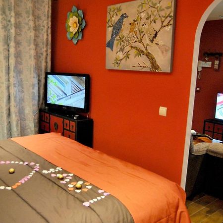 Apartamentos Deluxe Con Jacuzzi O Chimenea Love For Two Collado Mediano Exterior foto